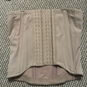 NWOT Belly Bandit Corset Sz S/P